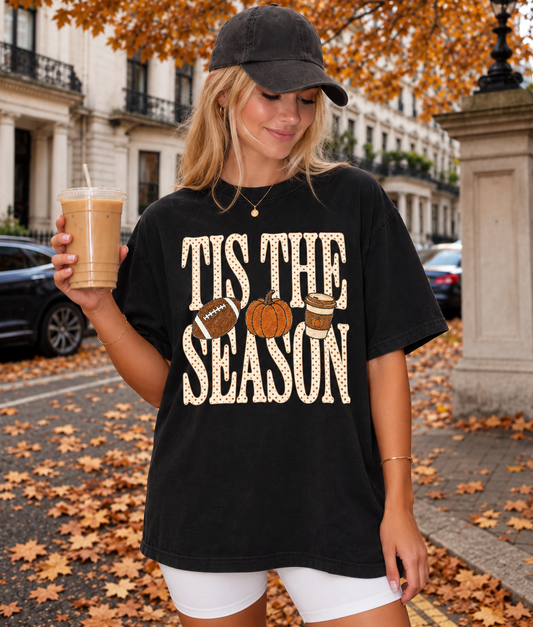 Black Comfort Colors 1717 ’Tis the Season fall graphic tee on a model.